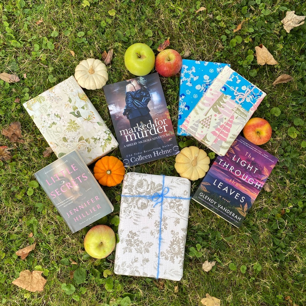 Blind Date with a Book Set of 3